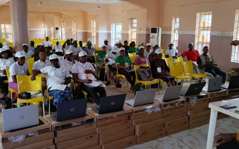 Teacher training 5 Training in Records Management and Electronic Documentation
